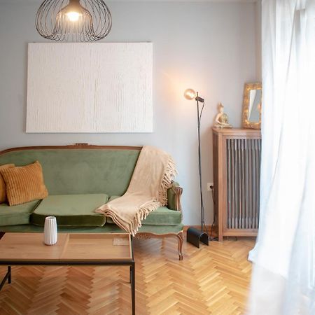 Apartment Vresthenis Athènes Extérieur photo