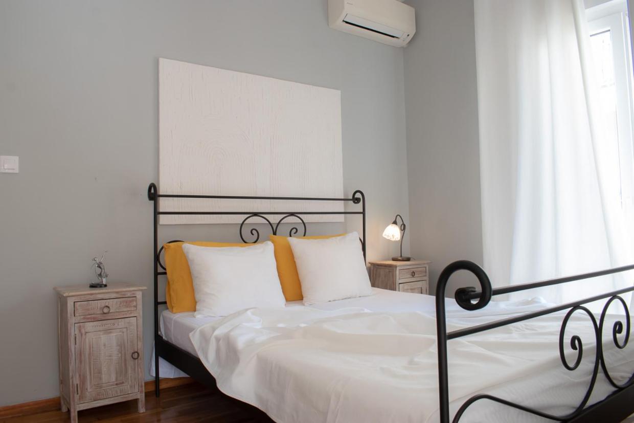 Apartment Vresthenis Athènes Extérieur photo