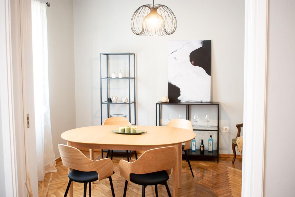 Apartment Vresthenis Athènes Extérieur photo